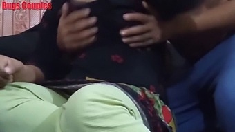 Mature Indian Aunty Flaunts Her Big Ass In 60fps Hd