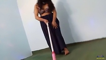 Hot And Erotic Indian Housewife Caught In Homemade Video While Cleaning And Dancing Naked