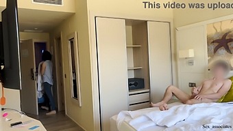 I Flashed My Penis In Public And Got Jerked Off By A Maid