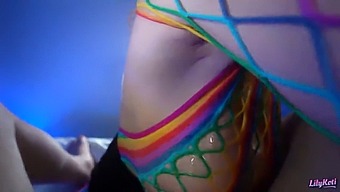 Lilykotis Uventede Puss: En Hentai-Elskende Barmfagre Babes Trang Til Sæd