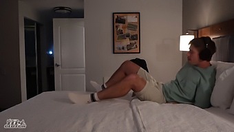 Redhead Gets A Room Mix Up And Has A Steamy One Night Stand.