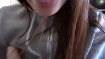 Petite Girlfriend Alex Adams Gives A Perfect Blowjob Before Hitting The Gym